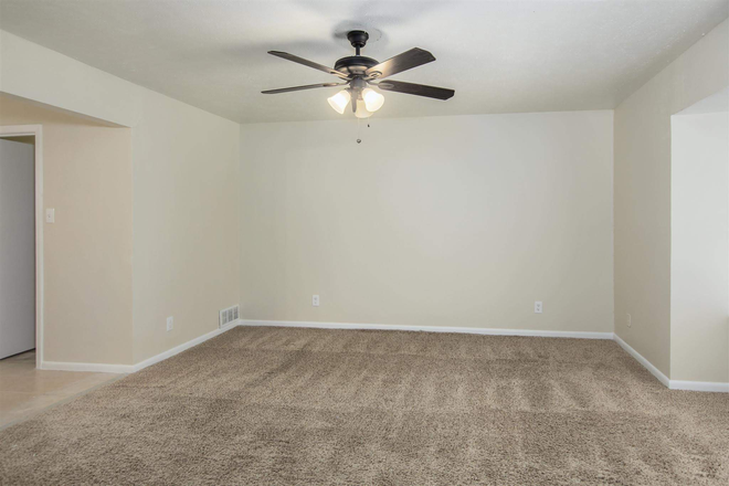 Primary room - Habersham Duplex