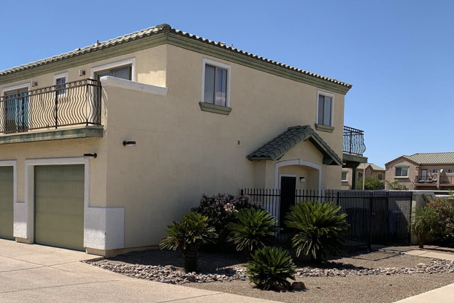 6 br, 6.5 bath with huge 5 car garage! - Luxury 6br, 6.5ba with 5 car garage!