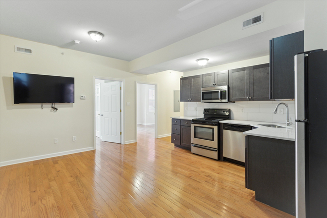 kitchen - The Mansion - Minutes from Campus with On-Site Basketball Court, Gazebo, Courtyard, Package Area Apartments