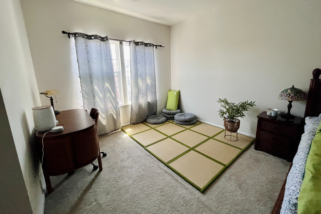 bedroom - Massive Furnished Master Bedroom – 10 Mins to UMD | Private Bath + 2 Walk-In Closets | Start Aug 1 Townhome