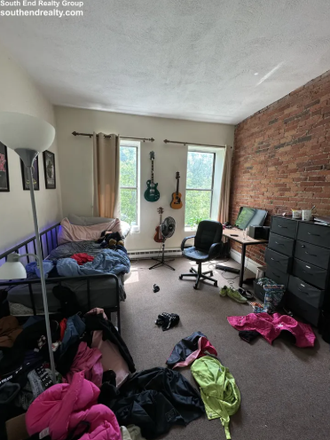 Bedroom (similar unit) - Summer Sublet Available Near Mass Ave T Stop!