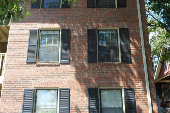 Outside view (2nd floor in a 3-story building) - Large BR/BA suite in furnished 2BR/2BA condo, laundry in unit, parking included, short walk to Vandy