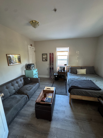 Bedroom - Palmdale - right across the street from Sigma Nu Triplex