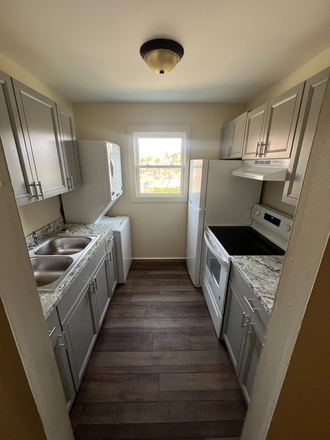 Kitchen - App South 2BR - Available Immediately