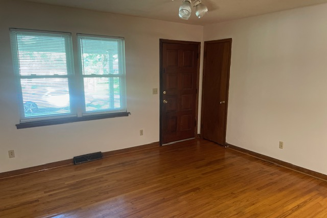 living room - 587A Riser Drive, Charleston SC  29412 Duplex