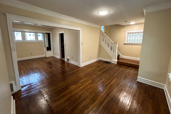 Living Room & Dining Room off of the Front Entrance - Charming house in University Circle