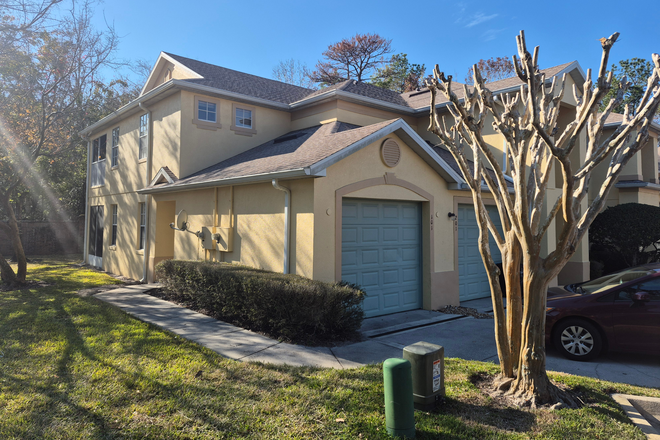 Exterior - Townhouse room sublet