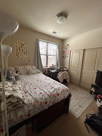 Bedroom - 2026 summer sublease at the varsity Apartments
