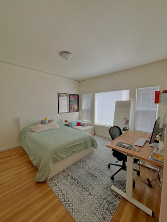 Bedroom - Furnished studio walking distance to campus summer 2025 sublet