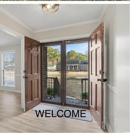 Front foyer - WALK TO CAMPUS BEAUTIFUL HOUSE
