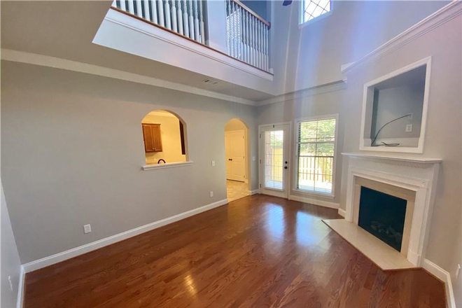 Photo - 1994 Stephanie Court House