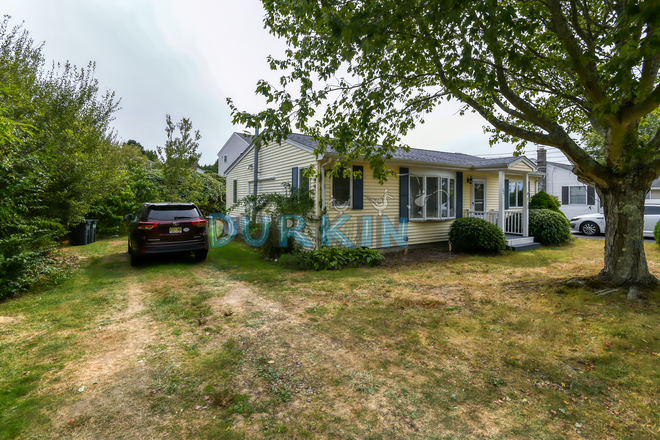 Exterior - Remodeled 3 Bed Ranch House