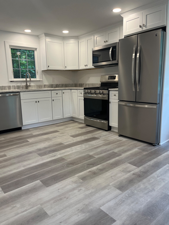 Kitchen - 4BR home-Basin St Princeton