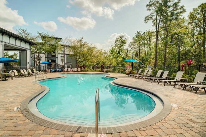 Pool and Spa - 4x4 Private Room at Orion on Oprington Sublet (FIRST MONTH FREE)