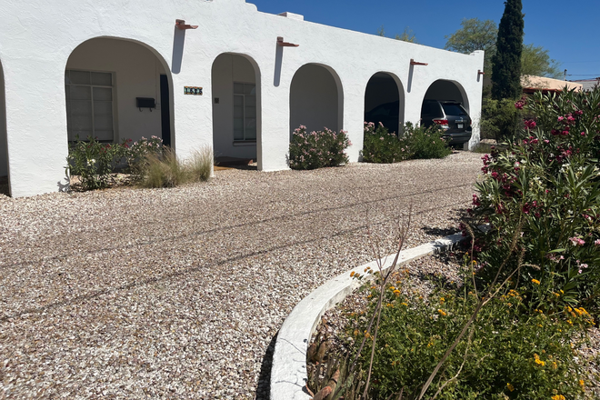 Front of house - Charming newly renovated historic home close to medical and law school