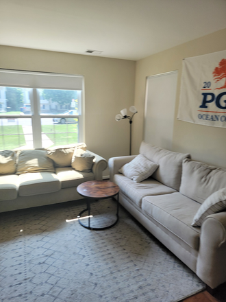 Living Room - Norwich Gardens Apartments