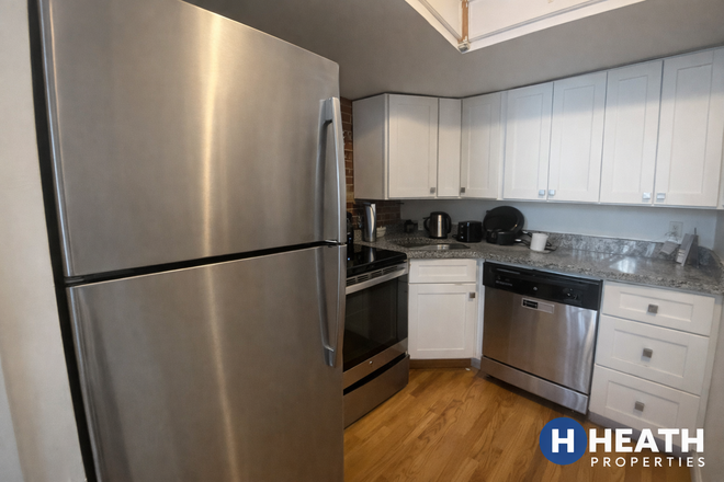 Call NOW for showings! 617-236-8550 - NORTHAMPTON ST - *NO FEE* SOUTH END DUPLEX 3BR/1BA FOR *9/1/2026* W/ LNDRY IN BLDNG, H&HW INC, DW!