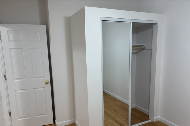 Call/text 602-317-9877 for a showing. - 1-1-26 / Brand New Renovated 2BR with Living Room / Look at Pics! Apartments