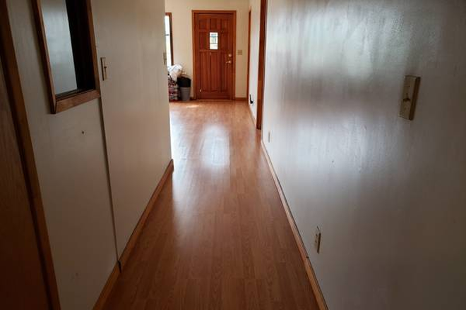 Nice long hallway w/wooden floors - Huge Master Bedroom in Pasadena House ALL UTILITIES INCLUDED !