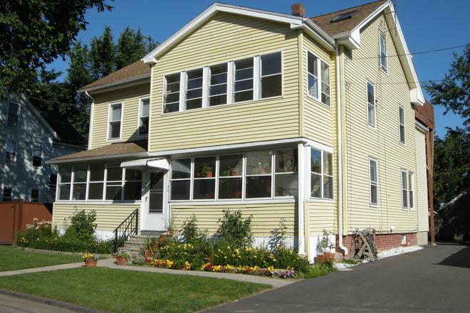 Outside view - Downtown Northampton Four Bedroom Houseshare
