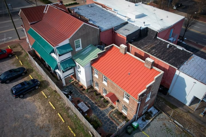Arial photo of property - Ellett House