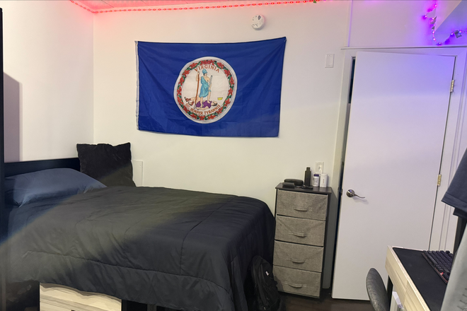 Bedroom - Cedarbrook at The Canyon - Spring 2026 Sublease