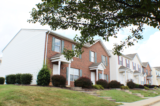 front - Pheasant Run - 4 bedroom - 2.5 bath townhome