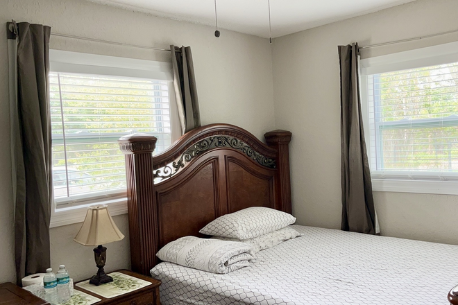 Bedroom#2 - 2 Quiet & Clean Fully Furnished Private Rooms Available – Ideal for UCF/ Valencia College Students House