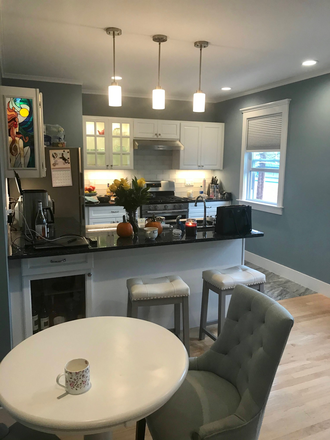 Kitchen - 1 Bedroom 1 Bath 2 Miles from MSU Apartments