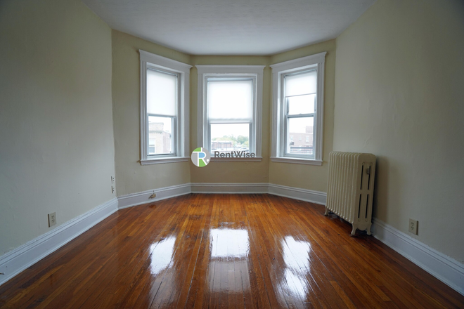 1 - SEPT 2025-Awesome Allston 1 bed Split. H/HW inc. Student OK. No Fee Apartments