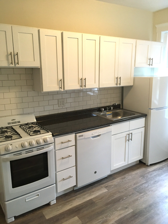 Visit hubrealtyproperties.com - Fantastic 3 bedroom split with large bedrooms, near Boston College shuttle bus stop Apartments