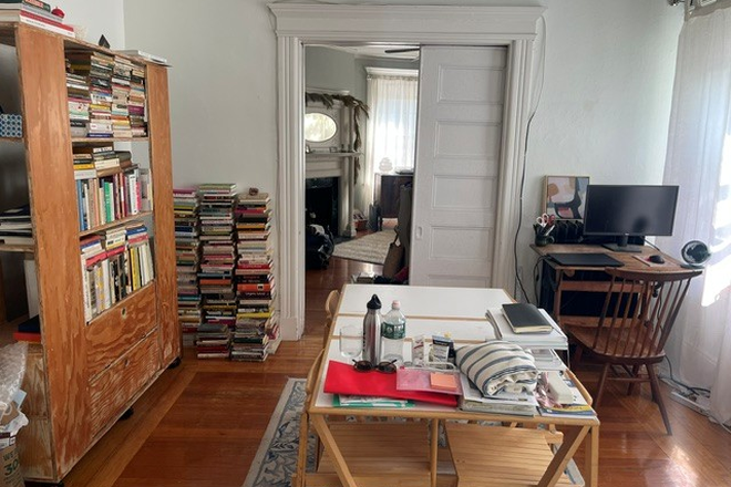 dininingroom - No fee! very spacious charming apartment with high ceilings , porch, laundry