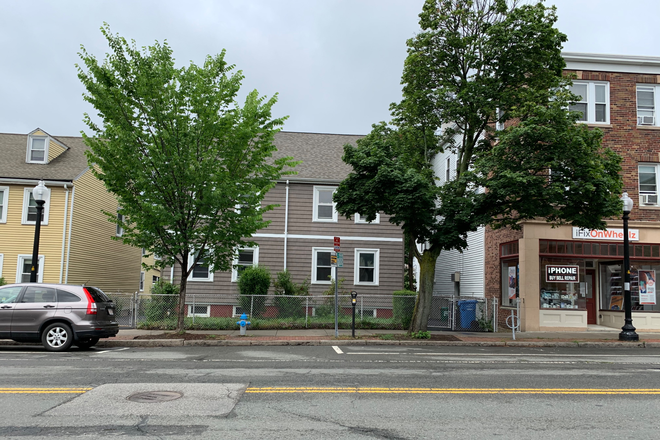 Exterior - 367 Cambridge Street, Oversized duplex in East Cambridge/Kendall Square Duplex