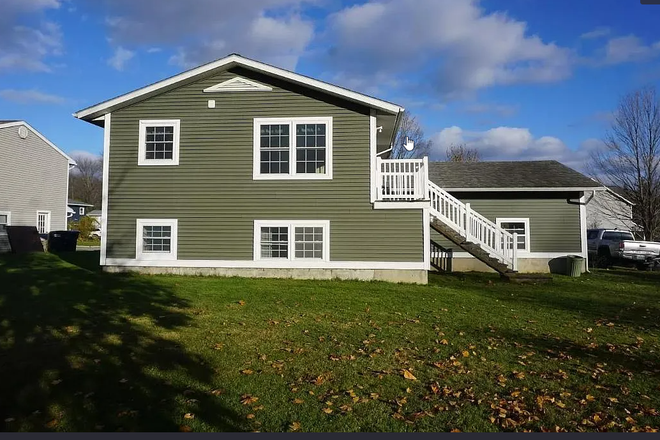 Back Yard - 10 Southview Unit B Duplex