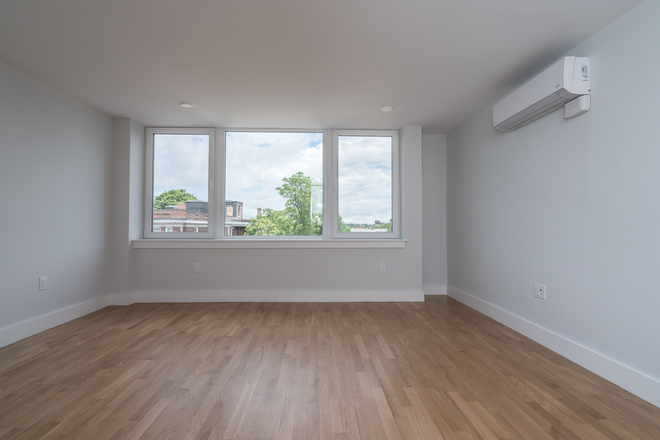 1 - AVAIL NOW-Gorgeous Central Sq 1 bed, H/HW inc, Easy MBTA, No Fee! Apartments