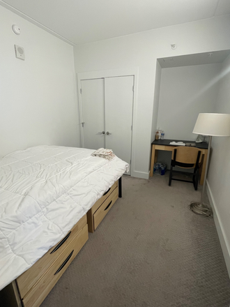bedroom - The Nest at 1324 – Student Housing near Temple University (Girls Only) Apartments