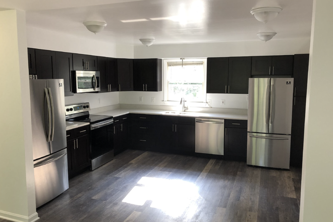 Kitchen - 8306 48th Ave