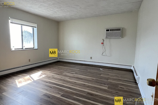 Living Space - Newton 1 Bed Adams St Apartments