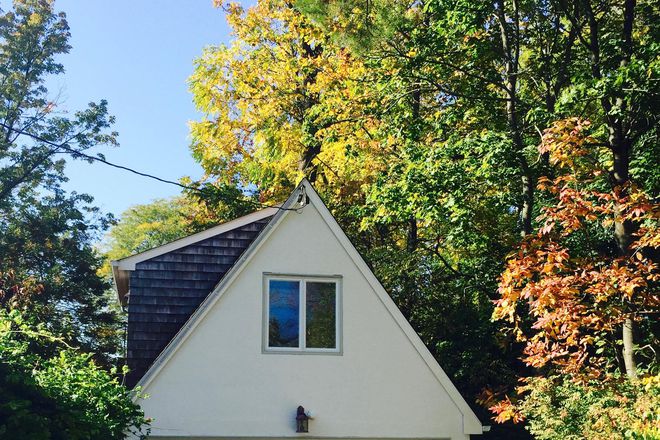 Apt above garage - Unfurnished studio apt-260A Snowden Ln-Princeton