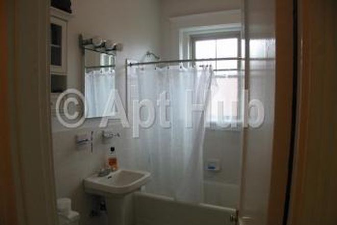 3 - Very well maintained building around the corner from the Harvard Design School. Apartments