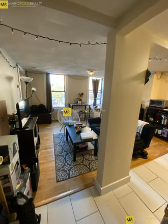 Call NOW for showings! 617-236-8600 - CAMBRIDGE ST - *NO FEE* LRG 2BR/1BA ON BEACON HILL W/ GAS & H&HW INC, LNDRY IN BLDNG FOR *9/1/2025* Apartments