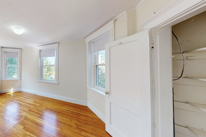 x - Spacious Park Dr 1 Bed Fenway