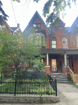 Outside Street View - 1 Bedroom Available in 3-Bedroom Unit on Brunswick Avenue Duplex
