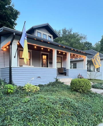 Front View - 826 N St. Louis/Fully Furnished