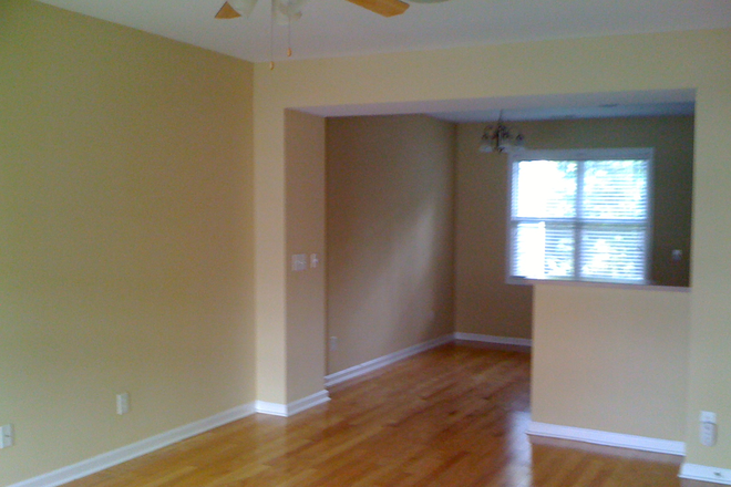 bonus room - Minutes to NCSU Rental