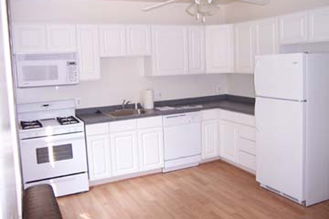 Kitchen - Lyman Ave/ College Housing-Single Family Home