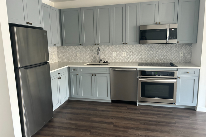 Kitchen - The Glover House