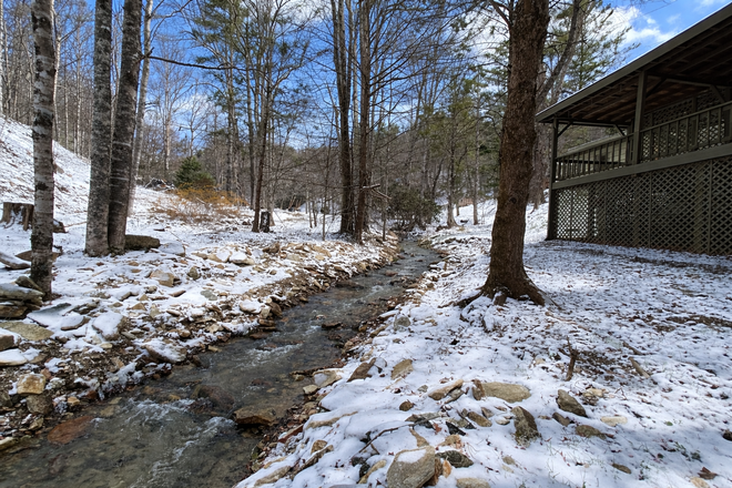 Photo - Creekside Cottage Living with Bonus Studio Space House