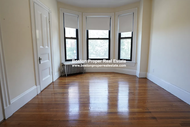a - Great price, unit and location.... Apartments