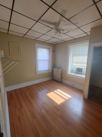 Living Room/Bedroom - 4001 Pine Street Apartments